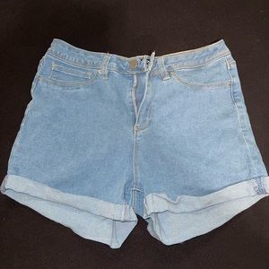 fashion nova jean shorts size 9